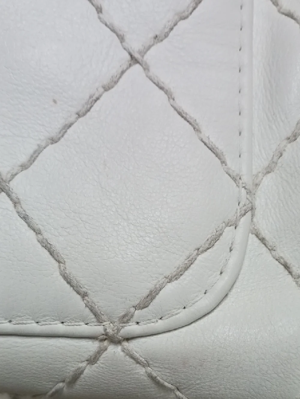 CHANEL VTG WHITE WILD STICH AS IS BAG.